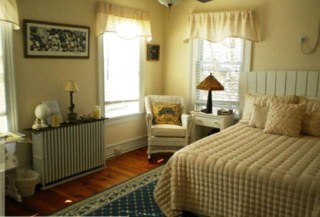 The Stirling House Waterfront Inn Greenport Esterno foto