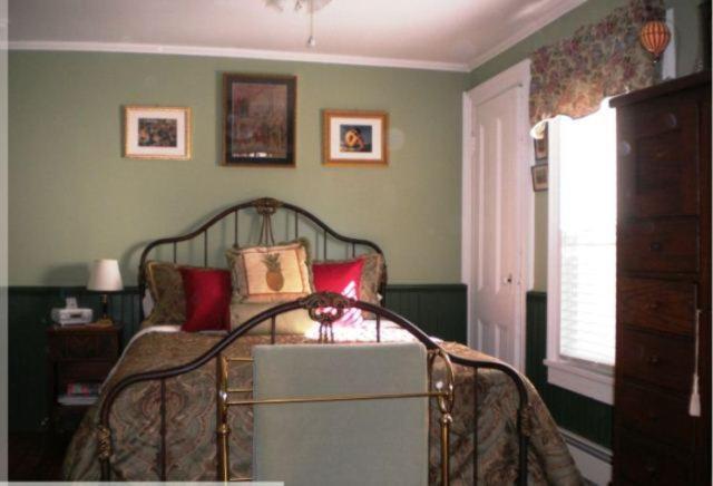 The Stirling House Waterfront Inn Greenport Esterno foto